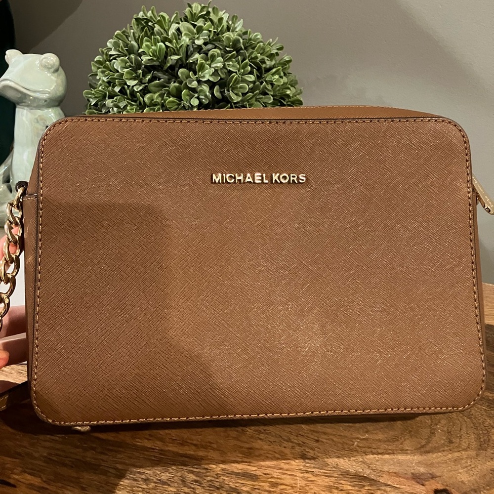 Michael Kors Leather Jet Set canvas crossbody - Excellent Condition